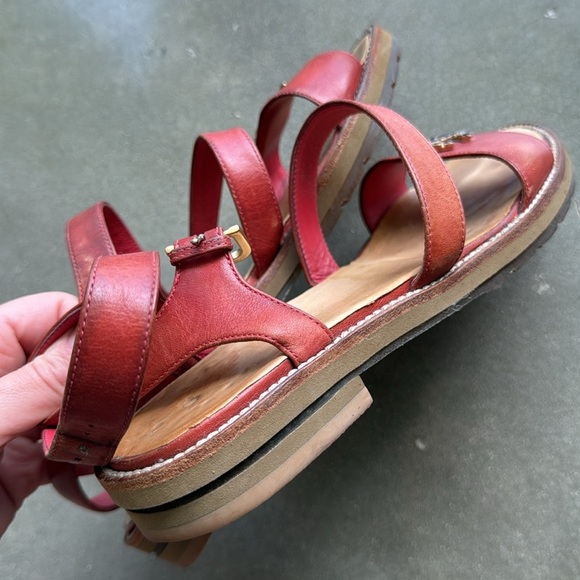 Chanel CC Logo Gladiator Sandals - Picture 9 of 13